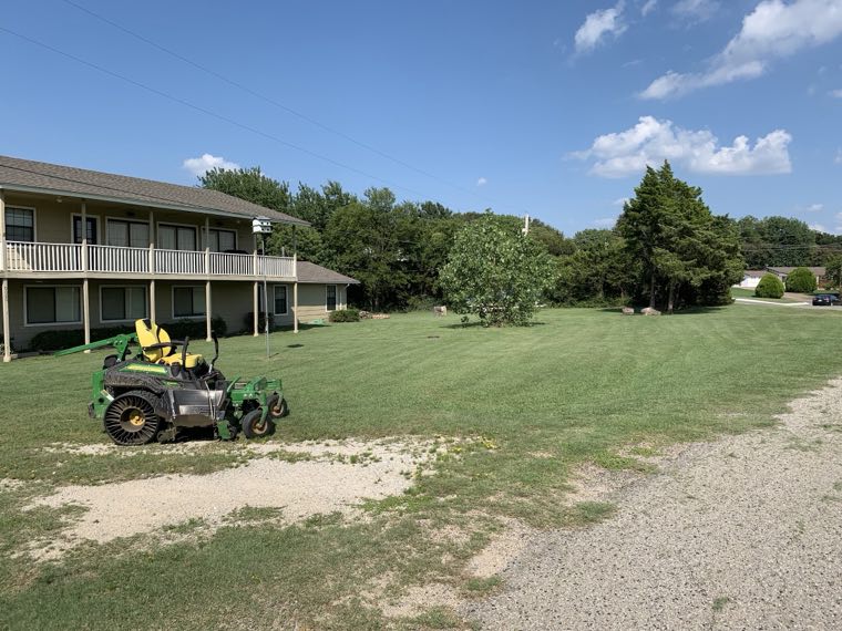 Jackson Lawn Care LLC lawn mowing